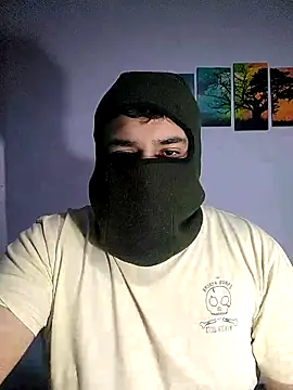 Snapshot of gitano19cm chatting on 04-11-26, 02:38 gitano19cm online show from 04-11-26, 02:38