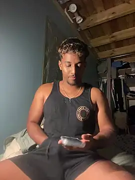 Axel black10 online show from 04-21-26, 09:50