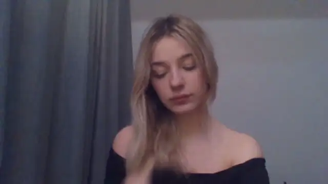 EvelineMagnetic online show from 01-12-26, 03:39