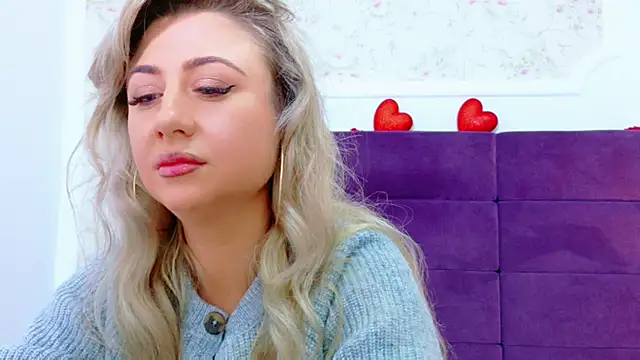 EvelinHill online show from 03-02-26, 04:58