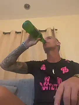 sexytony82 online show from 02-02-26, 12:26