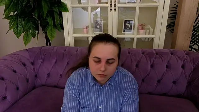 MikaFoxy online show from 04-01-26, 05:52