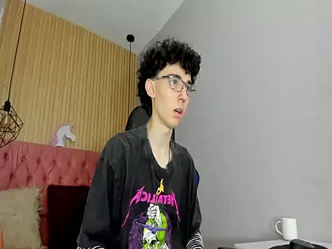 Syriussz online show from 02-11-26, 07:41