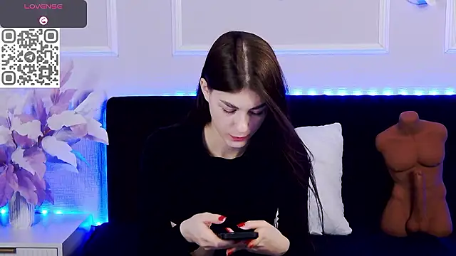 Snapshot of Lindsay_Cutie chatting on 01-14-26, 02:06 Lindsay Cutie online show from 01-14-26, 02:06