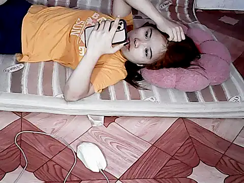 xxhotamizinggirl online show from 06-09-26, 08:26