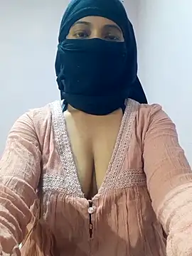 cutehotwife online show from 03-03-26, 04:51