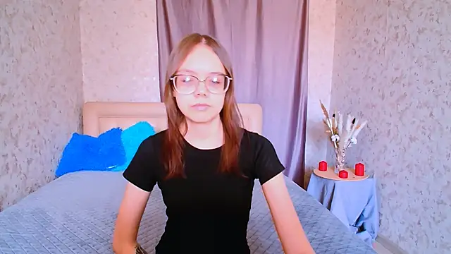 LolliStrawberry online show from 04-09-26, 07:25