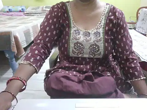 Snapshot of mohini_bhabhi chatting on 05-13-26, 08:12 mohini bhabhi online show from 05-13-26, 08:12