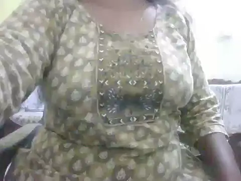 Snapshot of mohini_bhabhi chatting on 06-08-26, 07:42 mohini bhabhi online show from 06-08-26, 07:42