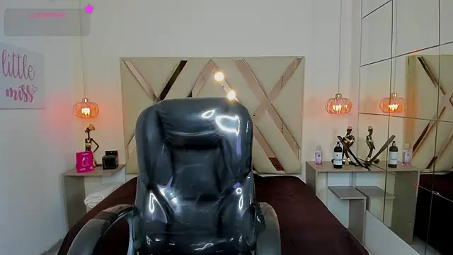 Anyelo Twink online show from 06-15-26, 04:47