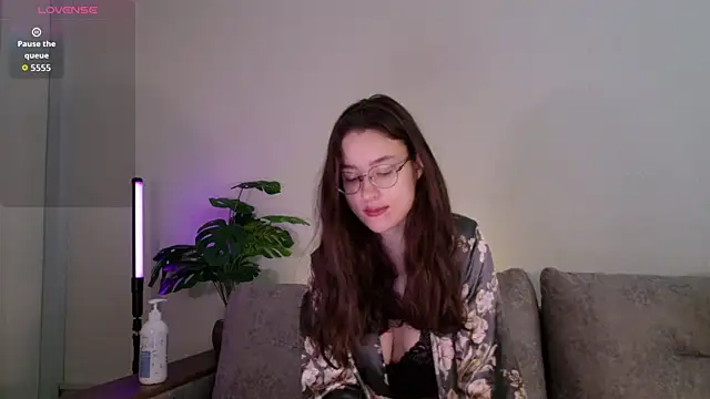 classy     online show from 07-14-26, 04:02