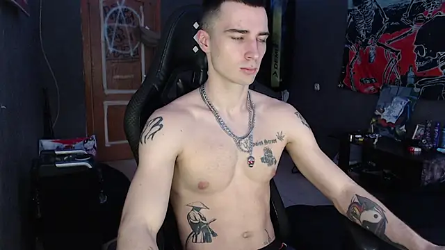 Snapshot of Jack_loveeee chatting on 01-15-26, 10:42 Jack loveeee online show from 01-15-26, 10:42