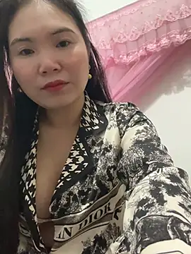 Henlen-su online show from 01-11-26, 10:04