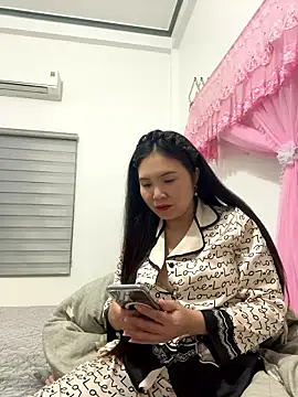 Henlen-su online show from 01-12-26, 03:17