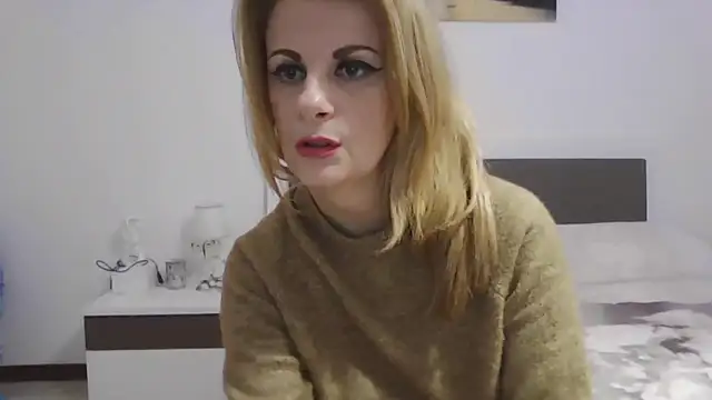 Clara1986 online show from 02-10-26, 03:27