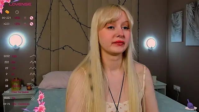 AdeleSilvy online show from 03-31-26, 01:51