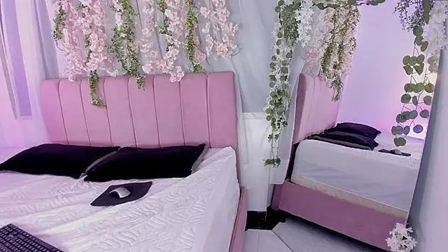 nicky bonny18 online show from 02-16-26, 12:23