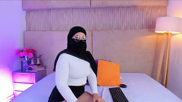  Farahh  online show from 01-13-26, 11:48