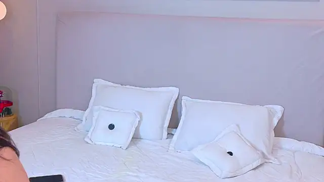 zarah queen online show from 02-21-26, 03:07