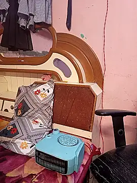 Snapshot of Soni_299 chatting on 01-14-26, 07:41 Soni 299 online show from 01-14-26, 07:41