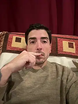 Snapshot of Elcomandantebsas chatting on 07-11-26, 12:57 Elcomandantebsas online show from 07-11-26, 12:57