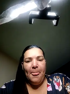 Snapshot of lee_hot chatting on 01-15-26, 11:04 lee hot online show from 01-15-26, 11:04