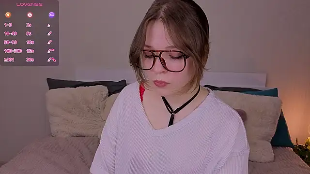 Next2Marie online show from 02-04-26, 03:34