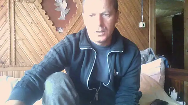 Snapshot of Ivan9iutt chatting on 07-20-26, 08:39 Ivan9iutt online show from 07-20-26, 08:39