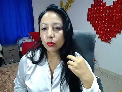 Snapshot of soyElena46 chatting on 01-13-26, 11:48 soyElena46 online show from 01-13-26, 11:48