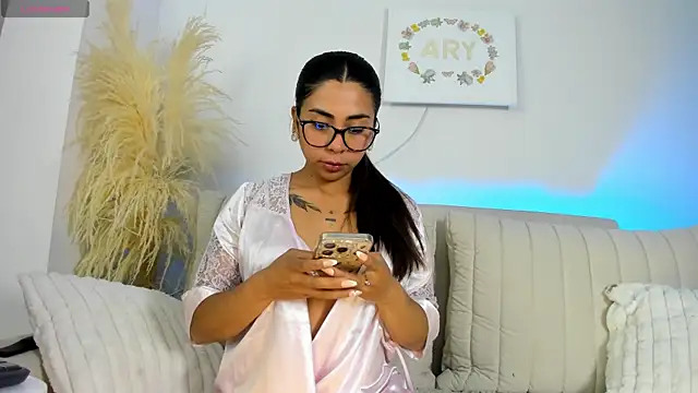 Snapshot of _Sweet_ary chatting on 05-08-26, 11:10 Sweet ary online show from 05-08-26, 11:10