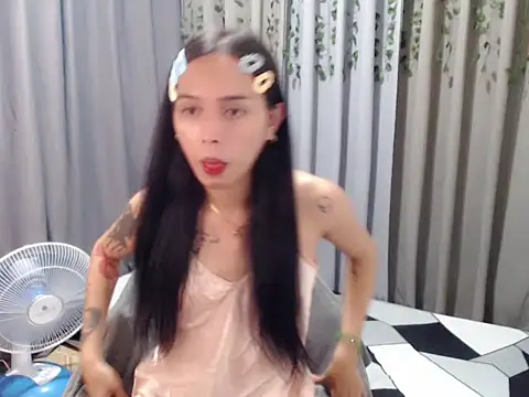 LOVELYMAYUMIE online show from 12-07-24, 01:51