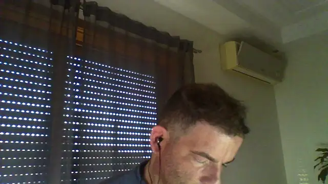 Snapshot of _grj1 chatting on 04-26-26, 06:33 grj1 online show from 04-26-26, 06:33