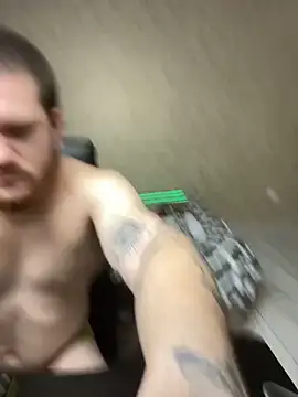 Snapshot of Well_boy chatting on 04-08-26, 05:35 Well boy online show from 04-08-26, 05:35