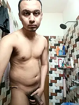 Uzieham22 online show from 04-16-26, 03:07