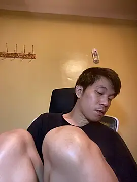 asian guy67 online show from 02-05-26, 04:39