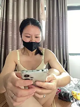 Sini-ii online show from 04-21-26, 04:30