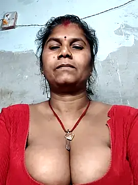 Hot di97 online show from 03-25-26, 12:05