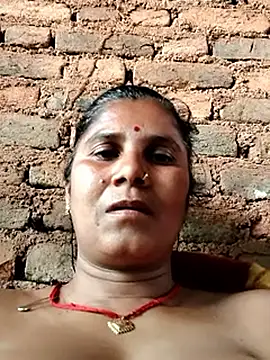 Hot di97 online show from 04-09-26, 08:53