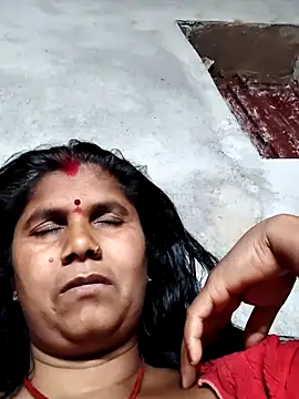 Hot di97 online show from 04-20-26, 08:21