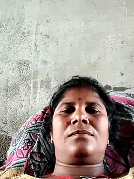 Hot di97 online show from 05-15-26, 10:50