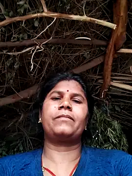 Hot di97 online show from 05-31-26, 12:08