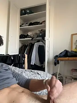 Snapshot of elAntonio777 chatting on 01-11-26, 02:11 elAntonio777 online show from 01-11-26, 02:11