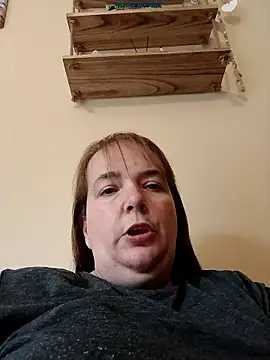 Curvy-Primrose online show from 01-12-26, 03:06