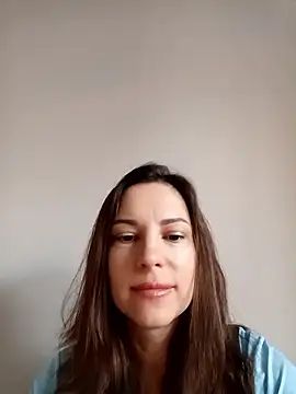 Snapshot of She-Moon chatting on 01-12-26, 06:18 She-Moon online show from 01-12-26, 06:18