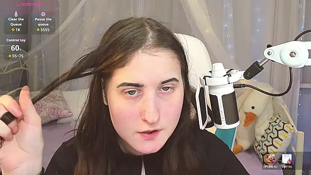 Snapshot of KiraDuvall chatting on 01-14-26, 06:13 KiraDuvall online show from 01-14-26, 06:13