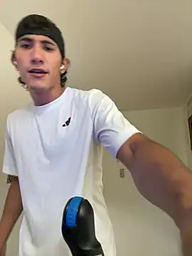 emilio rivs online show from 06-19-26, 01:59