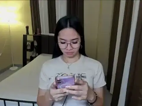 Asian Bigcock Marian online show from 03-18-26, 12:30