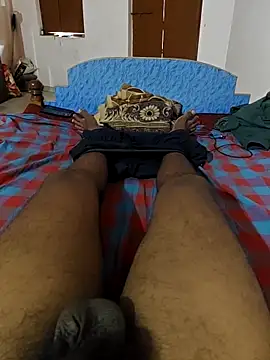 Snapshot of modelSpidy chatting on 03-03-26, 09:15 modelSpidy online show from 03-03-26, 09:15