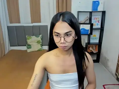 Snapshot of SeductiveYukie chatting on 01-14-26, 04:45 SeductiveYukie online show from 01-14-26, 04:45