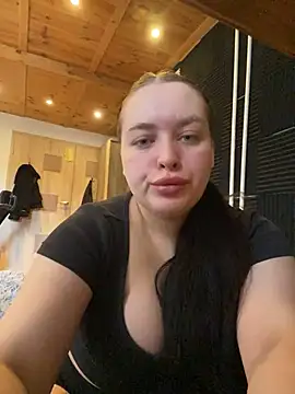 Snapshot of ElisonFox chatting on 01-15-26, 09:14 ElisonFox online show from 01-15-26, 09:14